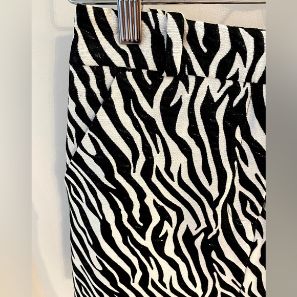Topshop zibra patterned mini skirt - Picture 5 of 6